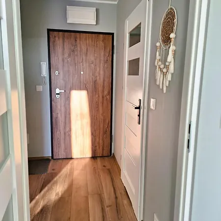 Apartament Zloty Trojkat Z Garazem Podziemnym Internet Swiatlowodowy 1000 Mbs Telewizja Kablowa 205 Programow Serock Exterior photo